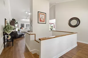 905 Crowley Rd, Arlington, TX 76012 - Photo 10