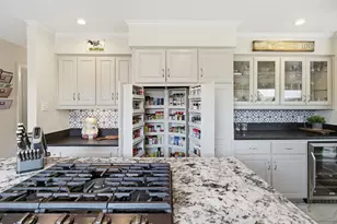 905 Crowley Rd, Arlington, TX 76012 - Photo 18