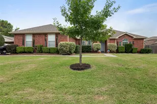 105 Margaret St, Fate, TX 75189 - Photo 2