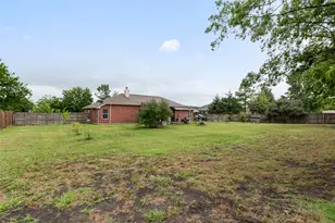 105 Margaret St, Fate, TX 75189 - Photo 32