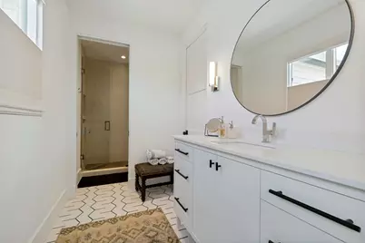 5018 Elsby Avenue, Dallas, TX 75209 - Photo 16