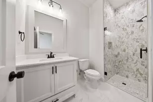 902 Boston Ln, River Oaks, TX 76114 - Photo 12