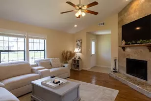8209 Woodside Rd, Rowlett, TX 75088 - Photo 8