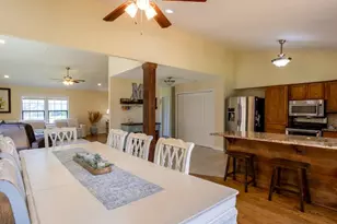 8209 Woodside Rd, Rowlett, TX 75088 - Photo 16