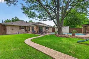 527 Falling Leaves Dr, Duncanville, TX 75116 - Photo 24