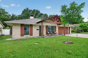 527 Falling Leaves Dr, Duncanville, TX 75116 - Photo 4