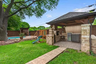 527 Falling Leaves Dr, Duncanville, TX 75116 - Photo 22
