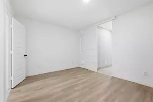 9815 Walnut St, Dallas, TX 75243 - Photo 12
