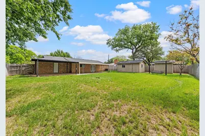 436 Topeka Drive, Woodway, TX 76712 - Photo 18