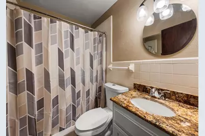436 Topeka Drive, Woodway, TX 76712 - Photo 12