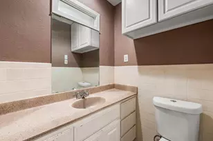 436 Topeka Dr, Woodway, TX 76712 - Photo 16