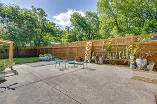 1908 N Riverside Dr, Fort Worth, TX 76111 - Photo 32