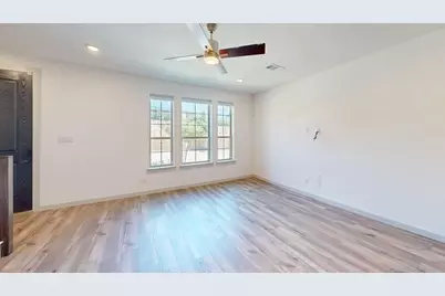 313 McConathy Way, Flower Mound, TX 75028 - Photo 6