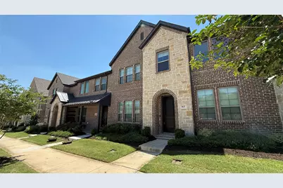 313 McConathy Way, Flower Mound, TX 75028 - Photo 2