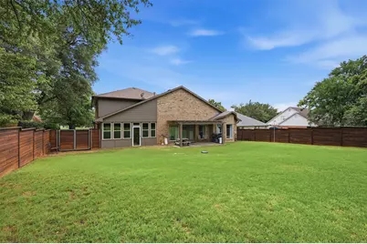 219 Navajo Trail, Lake Kiowa, TX 76240 - Photo 40
