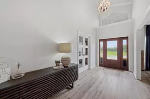 219 Navajo Trail, Lake Kiowa, TX 76240 - Photo 4