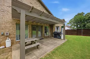 219 Navajo Trail, Lake Kiowa, TX 76240 - Photo 38