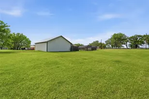 6700 Cr 1022, Joshua, TX 76058 - Photo 40