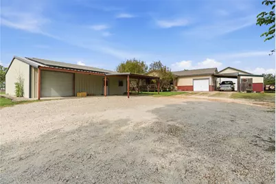 6700 Cr 1022, Joshua, TX 76058 - Photo 4