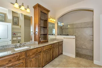 307 Palacio Street, Irving, TX 75039 - Photo 10