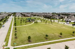 460 Country Meadows Blvd, Waxahachie, TX 75165 - Photo 38