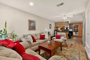 12207 Queen Dr, Balch Springs, TX 75180 - Photo 8