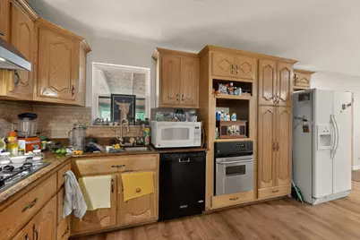 12207 Queen Drive, Balch Springs, TX 75180 - Photo 14