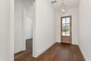 1107 Mt Auburn Ave, Dallas, TX 75223 - Photo 2
