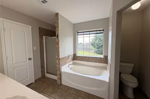 2131 Post Wood Ln, Arlington, TX 76018 - Photo 18