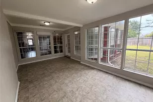 2131 Post Wood Ln, Arlington, TX 76018 - Photo 12