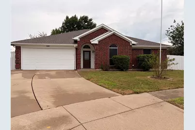 2131 Post Wood Lane, Arlington, TX 76018 - Photo 1