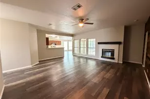 2131 Post Wood Ln, Arlington, TX 76018 - Photo 4