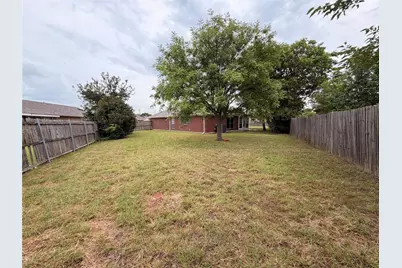 2131 Post Wood Lane, Arlington, TX 76018 - Photo 20