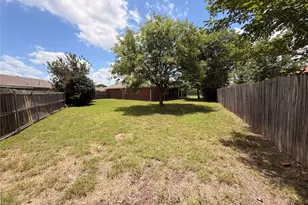 2131 Post Wood Ln, Arlington, TX 76018 - Photo 22