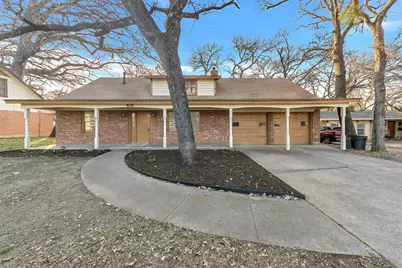 828 S Collins Street, Arlington, TX 76010 - Photo 2