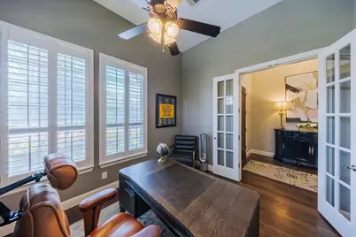 4653 Bronco Boulevard, Carrollton, TX 75010 - Photo 4