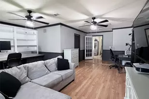 6425 Old Mill Cir, Watauga, TX 76148 - Photo 32