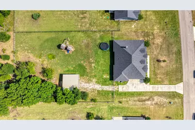 1021 Boulder Road, Weatherford, TX 76085 - Photo 6