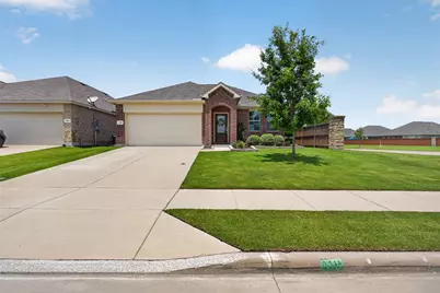 700 Biscay Way, Princeton, TX 75407 - Photo 2