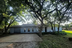 417 Cedarwood St, Azle, TX 76020 - Photo 1