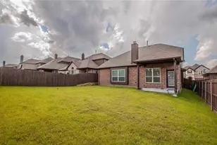2440 Kingsgate Dr, Little Elm, TX 75068 - Photo 22