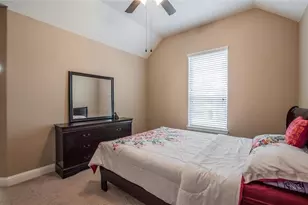 2440 Kingsgate Dr, Little Elm, TX 75068 - Photo 18