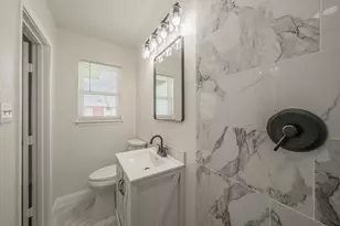 828 Glenda Dr, Bedford, TX 76022 - Photo 24