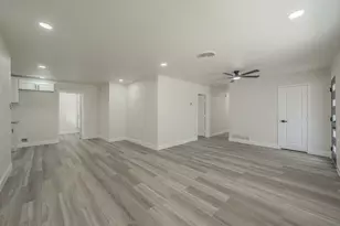 828 Glenda Dr, Bedford, TX 76022 - Photo 6