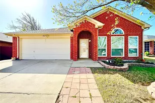 7006 Pickford Ct, Arlington, TX 76001 - Photo 1