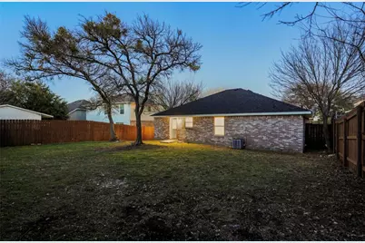 5169 E Rim Road, Dallas, TX 75211 - Photo 6