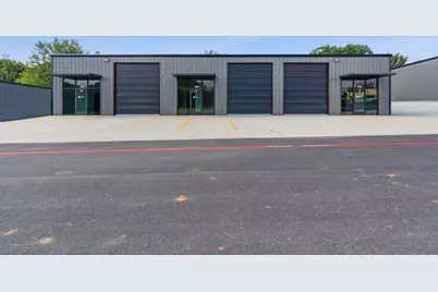 1726 N Main, Weatherford, TX 76085 - Photo 2