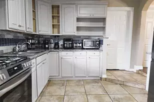 13973 Bee St, Farmers Branch, TX 75234 - Photo 10