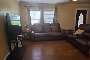 13973 Bee St, Farmers Branch, TX 75234 - Photo 6