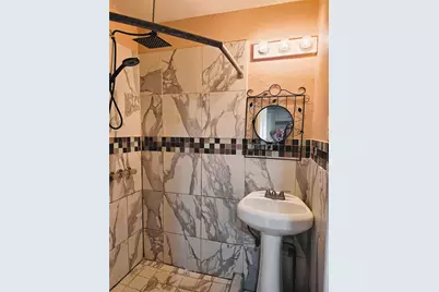 13973 Bee Street, Farmers Branch, TX 75234 - Photo 14